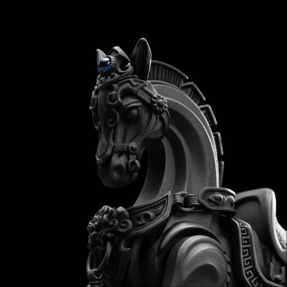 Close-up of Heroic Steed head and neck