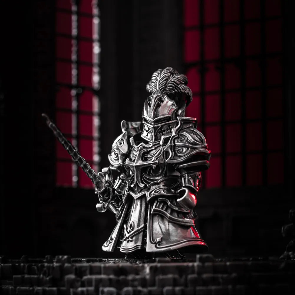 Crimson Templar in Oxidized Silver - detail view 01