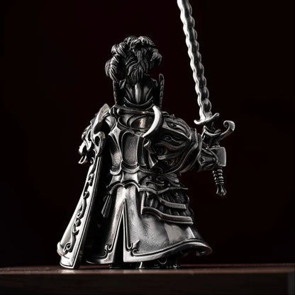 Crimson Templar in Oxidized Silver - detail view 04