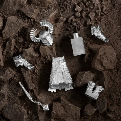 Crusader Vanguard in Silver - detail view 03