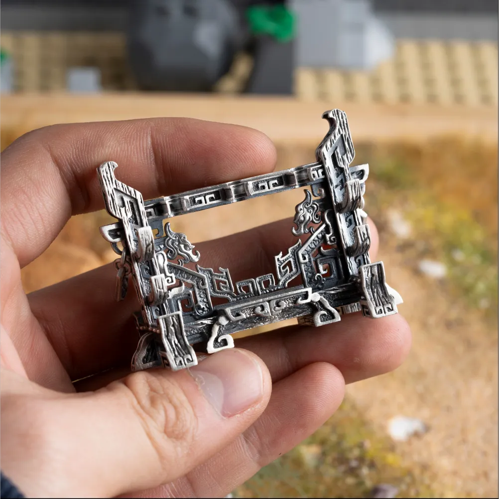 Hand holding a Weapon Stand