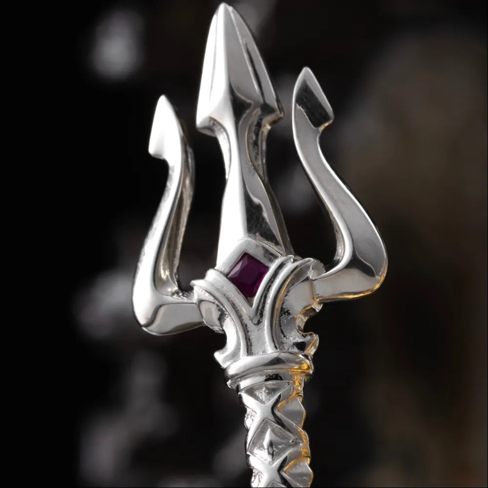 Demon Trident in Silver - detail view 04