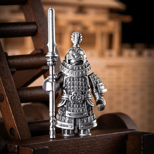 Jin Iron Soldier in Oxidized Silver - detail view 01