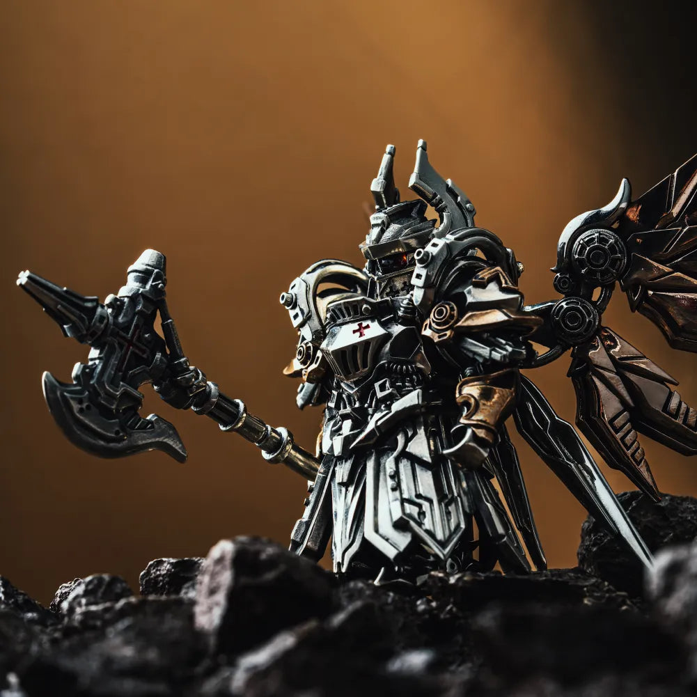 Mech Justicar in Silver - detail view 01