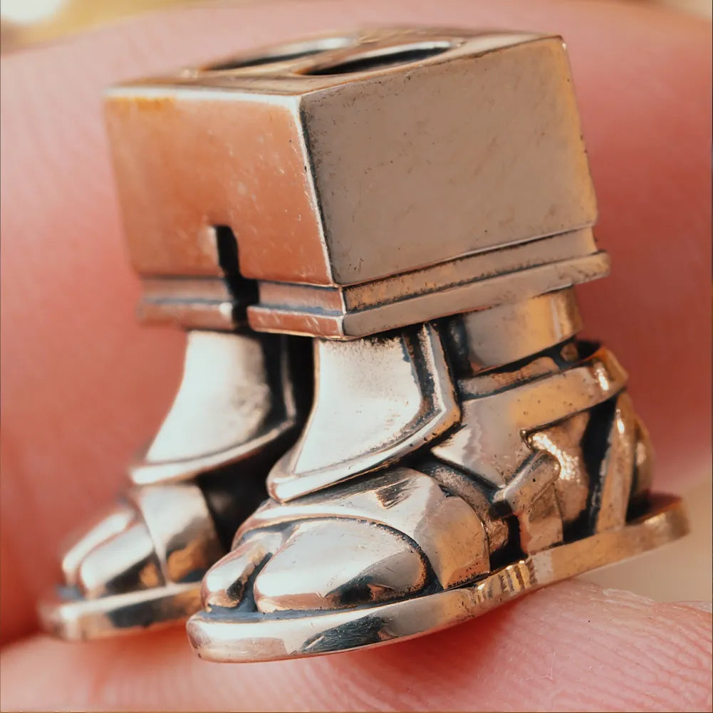 Spartan Warrior in Brass and Copper - detail view 09