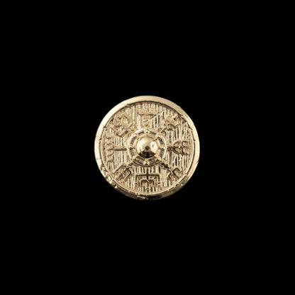 Stormward Shield in 14K Gold - detail view 01