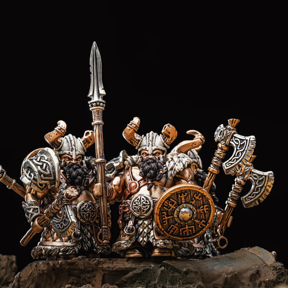 Stormward Shield in Silver - detail view 02